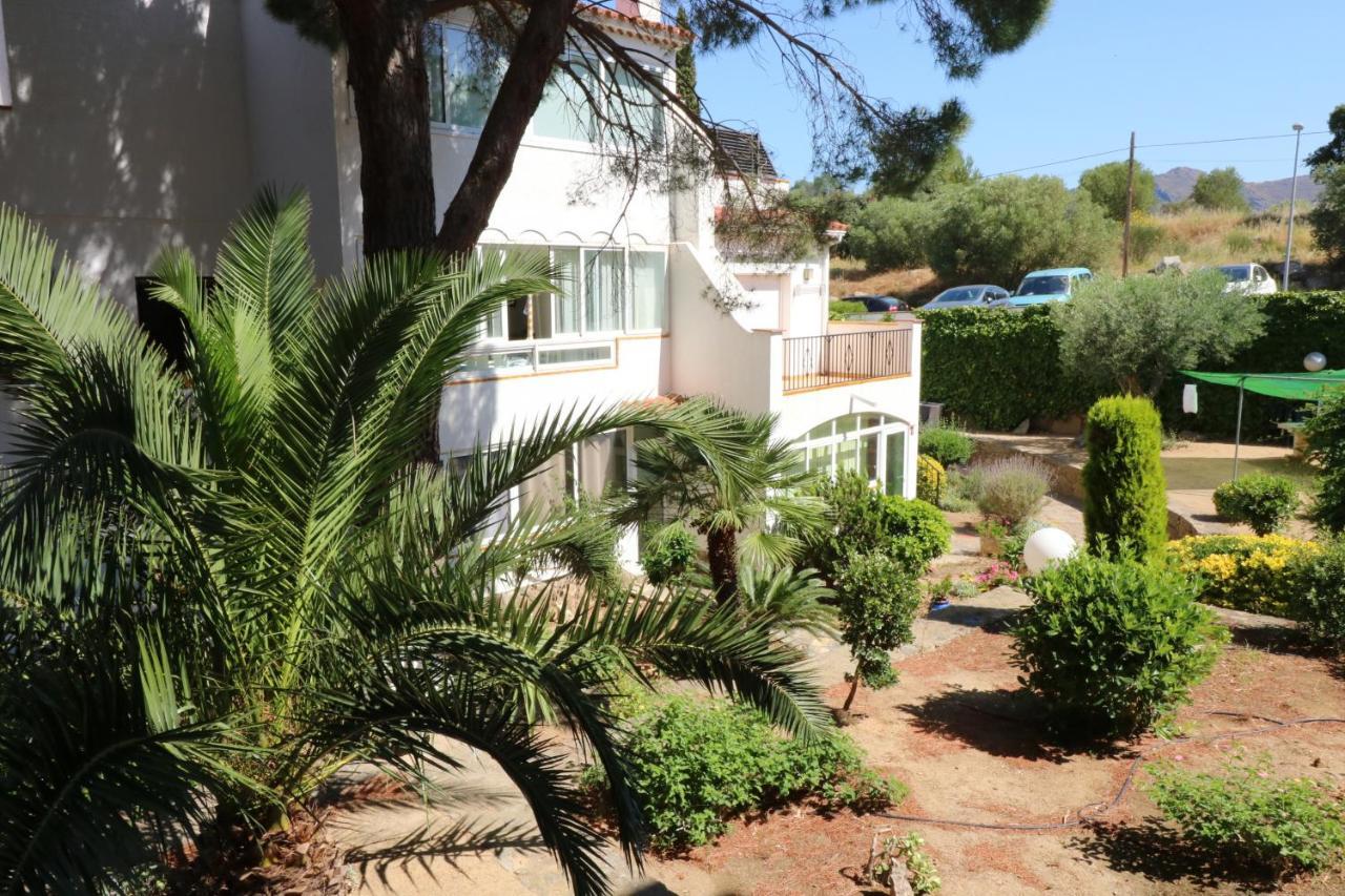 Apartamento Jardins III B 2 - Piso con vista al mar y piscina Rosas Exterior foto